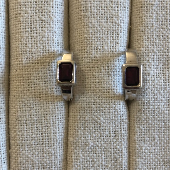 Jewelry - Sterling silver genuine garnet huggy earrings